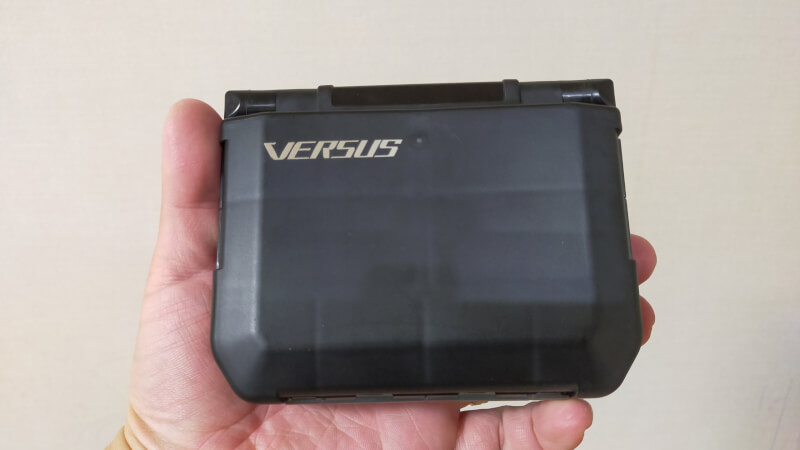 【釣り】VERSUSの釣り小物ケースを購入！二つ折りのコンパクトサイズでおすすめ【VS-388DD】