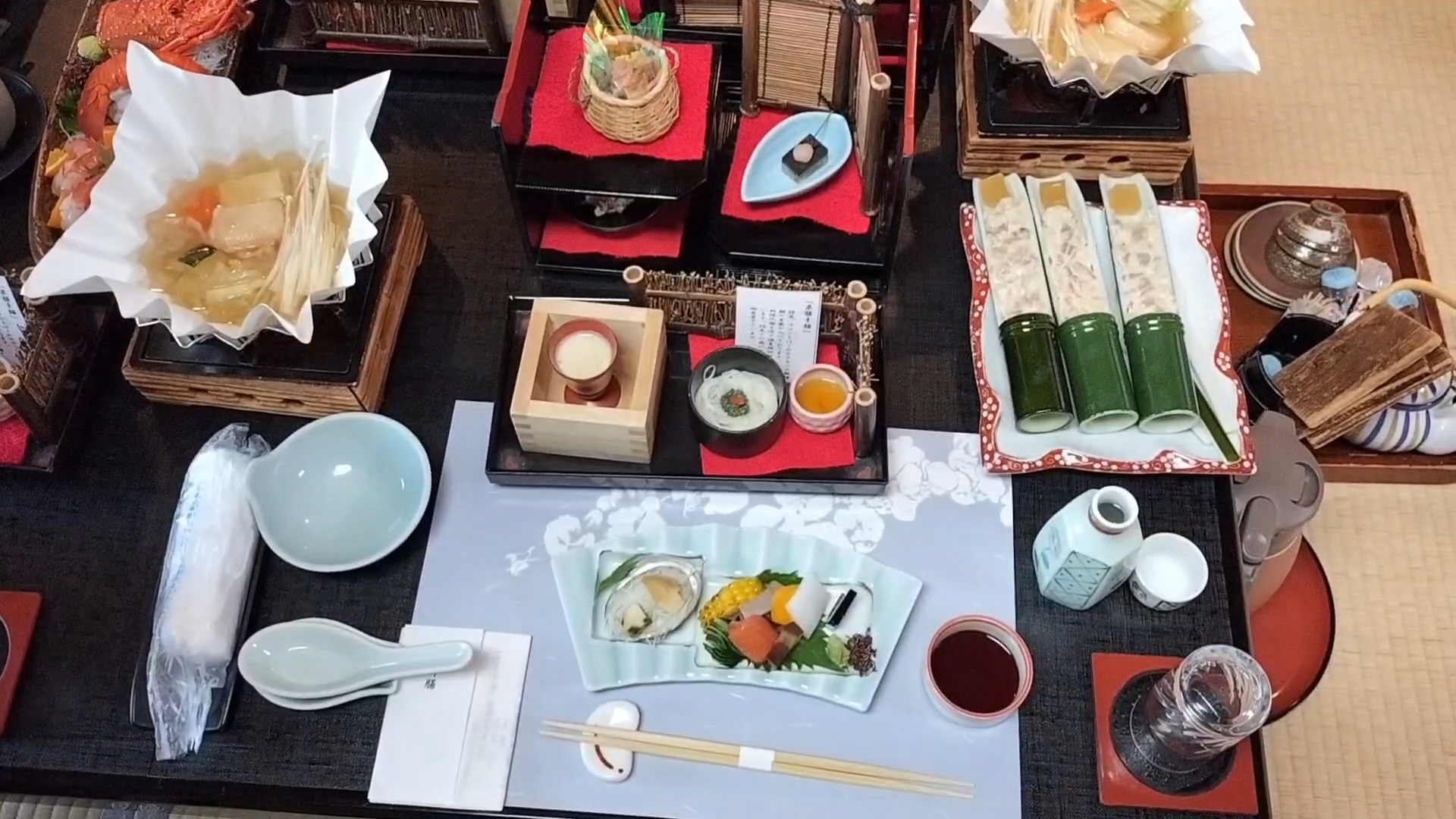 【家族旅行】ホテル「胡蝶蘭」の部屋から見る花火に大満足♪【三重県におでかけ】部屋食の夕食を紹介