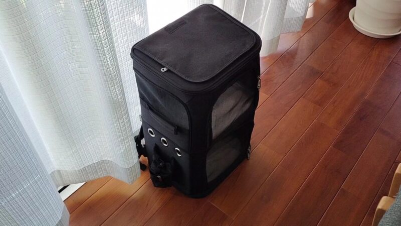 【ペットリュック】猫ちゃんのおでかけに便利♪2段式で折りたたみできておすすめ♪