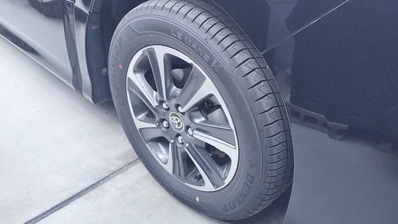 【ヴォクシー】ダンロップの「LE MANS V+(ル・マン ファイブ プラス)」にタイヤ交換!【乗り心地が快適】