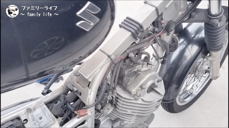 【バイク】バルブクリアランス調整でエンジンの異音が解消♪【SUZUKI ST250 Etype】